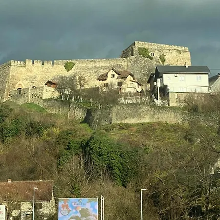 Vila Prvi * 야이체